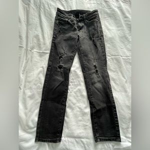 American Eagle Black Ripped Skinny Jeans.  Mens size 26 Waist 28 Length.  EUC